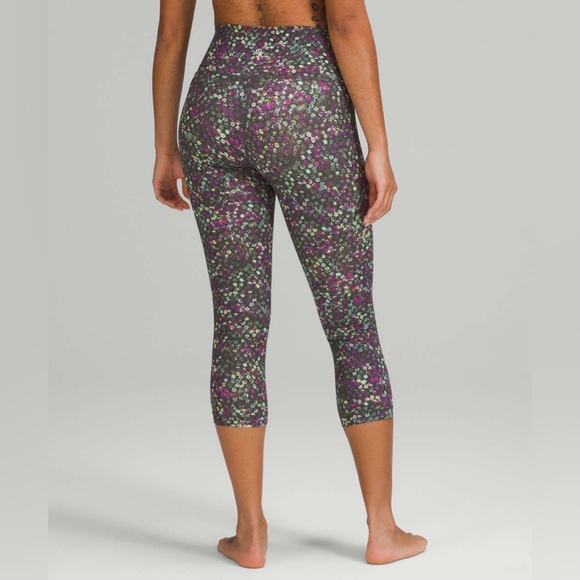 Lululemon Wunder Under High-Rise Crop 21" *Full-On Luxtreme
Fleur Motion Multi - Picture 3 of 8